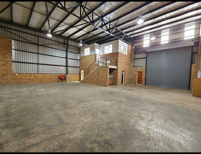 302M² MINI FACTORY TO LET IN LANSERIA